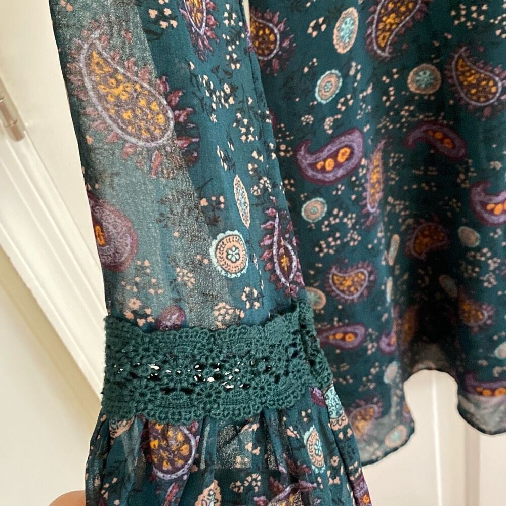 🔥3/$20🔥 Xhiliration long sleeve paisley print dress size S - Picture 5 of 13